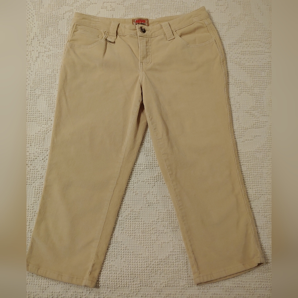 NOBO Women's Tan Capris